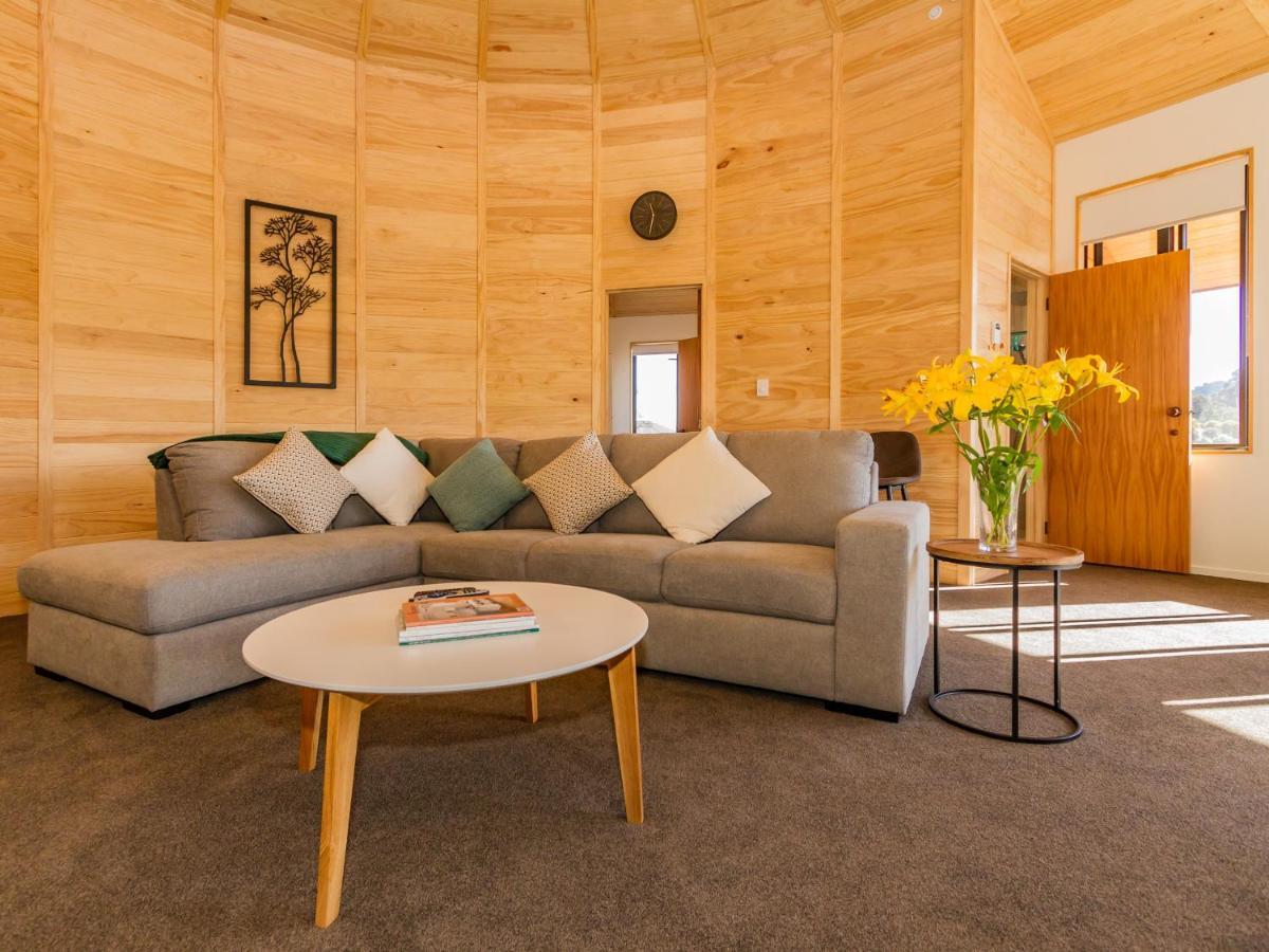 Heavenly Spa Views - Ohakune Holiday Home ภายนอก รูปภาพ