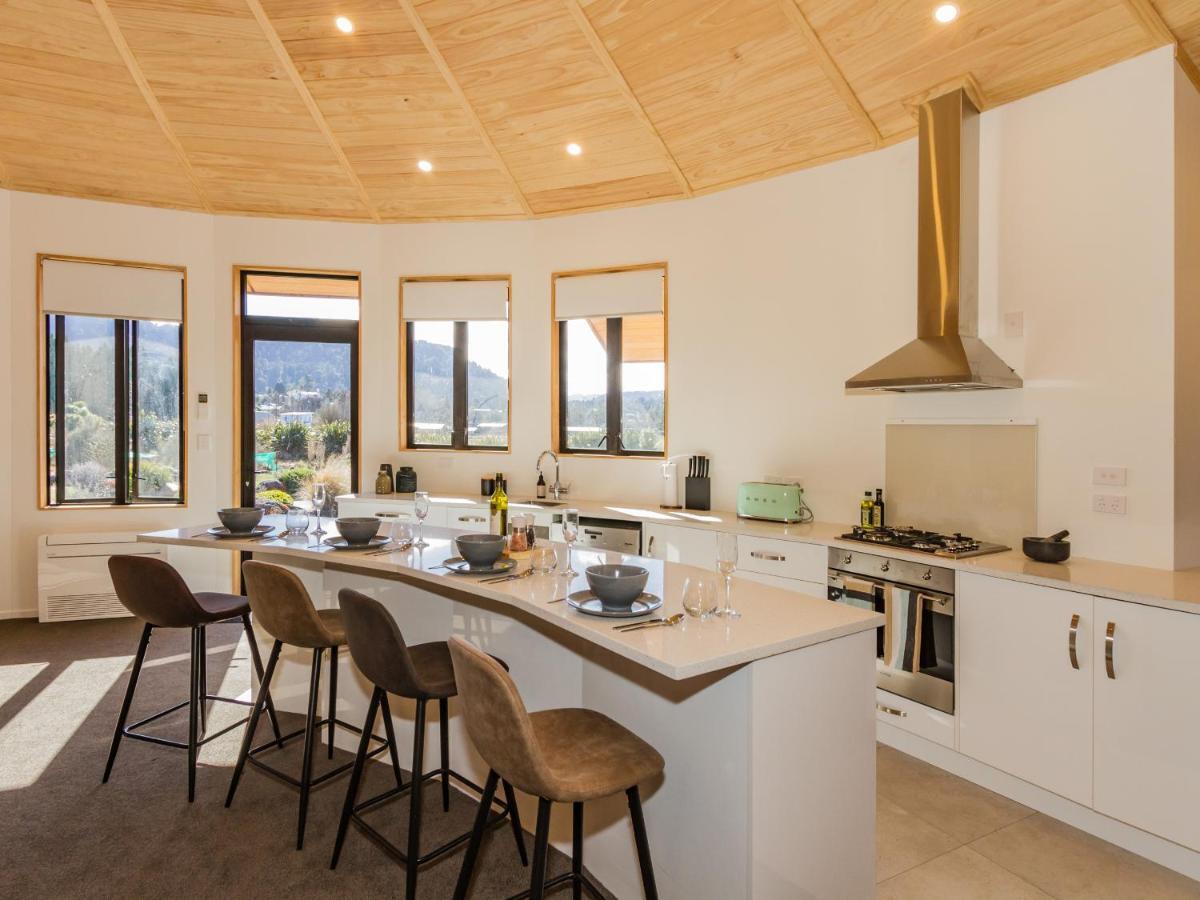 Heavenly Spa Views - Ohakune Holiday Home ภายนอก รูปภาพ