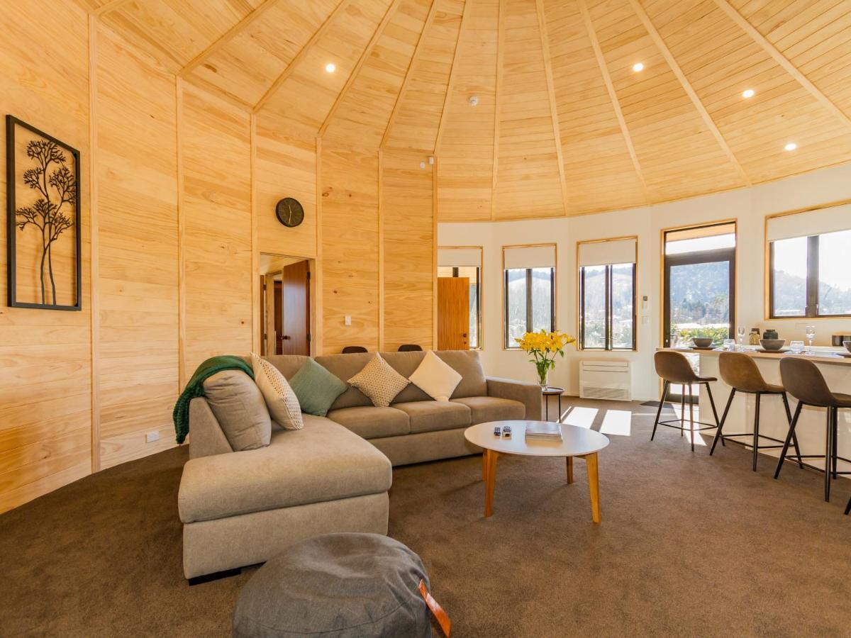 Heavenly Spa Views - Ohakune Holiday Home ภายนอก รูปภาพ